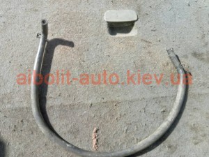 Патрубок радиатора к расширительному бачку лачетти